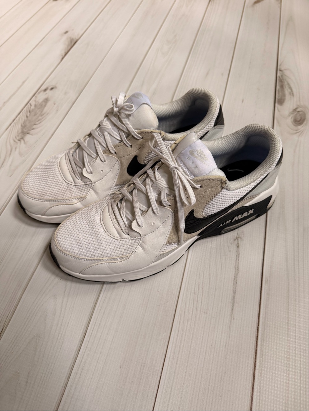 Nike White and Black Air Max Runner Sneakers